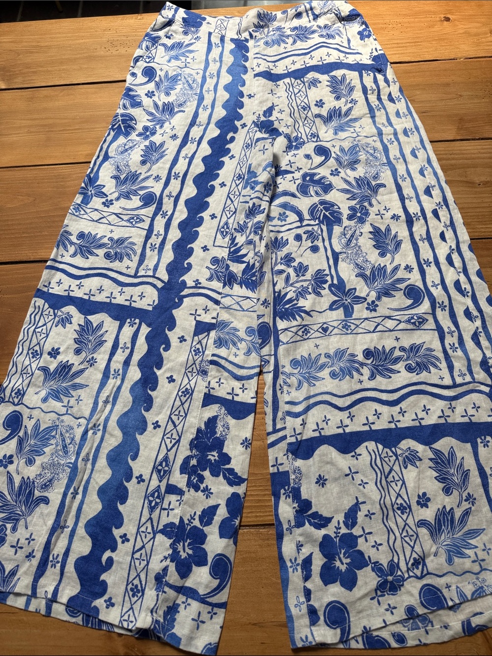 Beautiful JOIE 100% linen